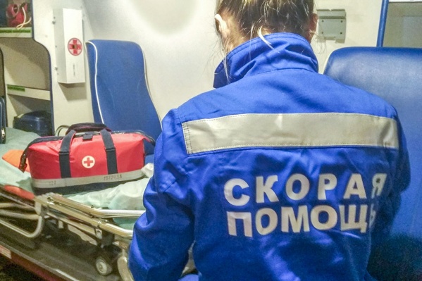 Фельдшеры помогли девочке, получившей ожоги 15% тела Фельдшеры помогли девочке, получившей ожоги 15% тела