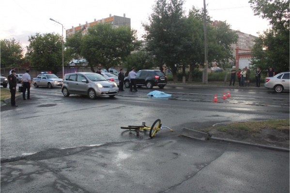 Курганцы бурно обсуждают произошедшую на прошлой неделе аварию, где силовик Росгвардии насмерть сбил 11-летнего велосипедиста Курганцы бурно обсуждают произошедшую на прошлой неделе аварию, где силовик Росгвардии насмерть сбил 11-летнего велосипедиста