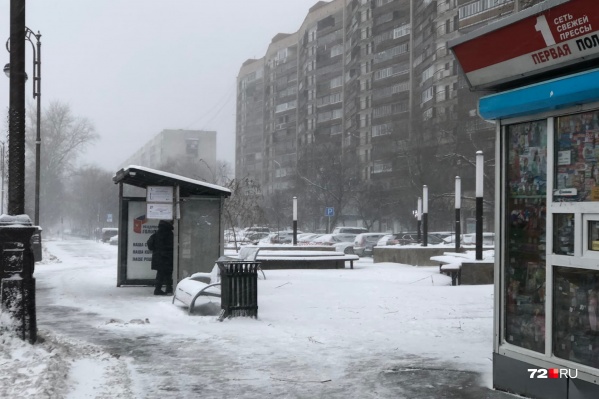 Власти помогают бизнесу сохранить рабочие места Власти помогают бизнесу сохранить рабочие места