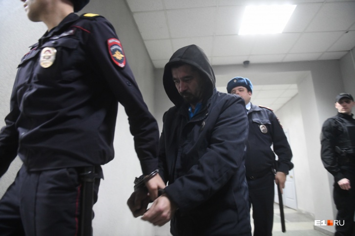 Челябинского таксиста, обвиняемого в убийстве Ксении Каторгиной, оставили в изоляторе