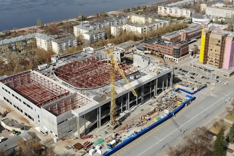 Один из крупных проектов 63-го региона — строительство дворца спорта на Молодогвардейской в Самаре — финансируется областным бюджетом и компанией «Роснефть» Один из крупных проектов 63-го региона — строительство дворца спорта на Молодогвардейской в Самаре — финансируется областным бюджетом и компанией «Роснефть»