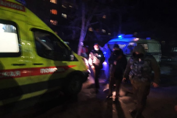 Полиция вечером оцепила улицу 6-ю Железнодорожную Полиция вечером оцепила улицу 6-ю Железнодорожную 