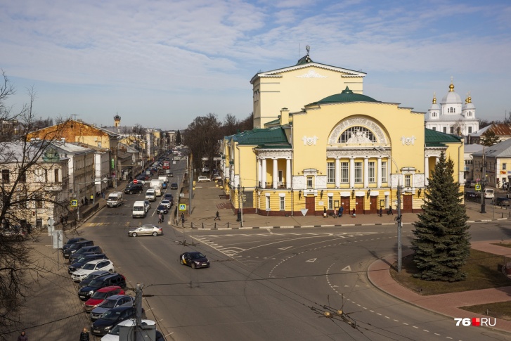 Театр возобновляет работу после долгого простоя Театр возобновляет работу после долгого простоя
