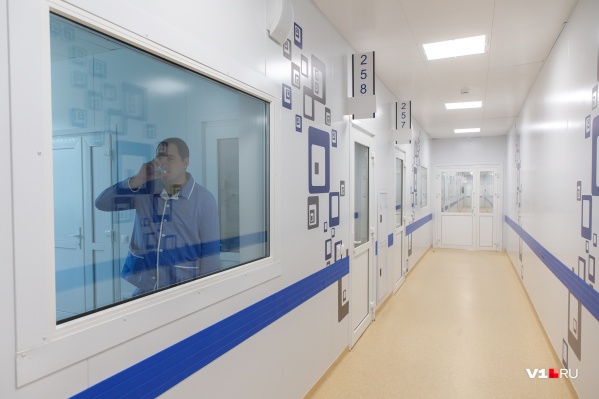Статистика по ковидным пациентам пошла вниз — накануне впервые с весны было меньше сотни новых случаев за сутки Статистика по ковидным пациентам пошла вниз — накануне впервые с весны было меньше сотни новых случаев за сутки