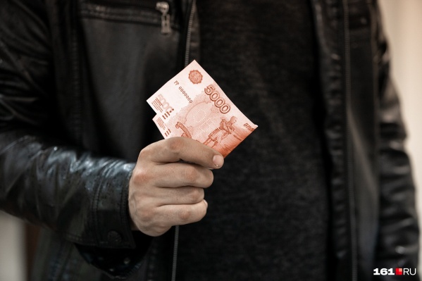 По версии следствия, мужчина заработал на разнице в оплате услуг подрядчика По версии следствия, мужчина заработал на разнице в оплате услуг подрядчика