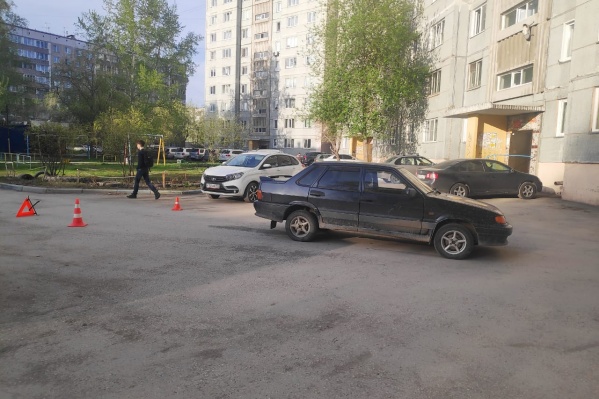 По предварительным данным, мальчик получил ушибы и ссадины рук и ног По предварительным данным, мальчик получил ушибы и ссадины рук и ног