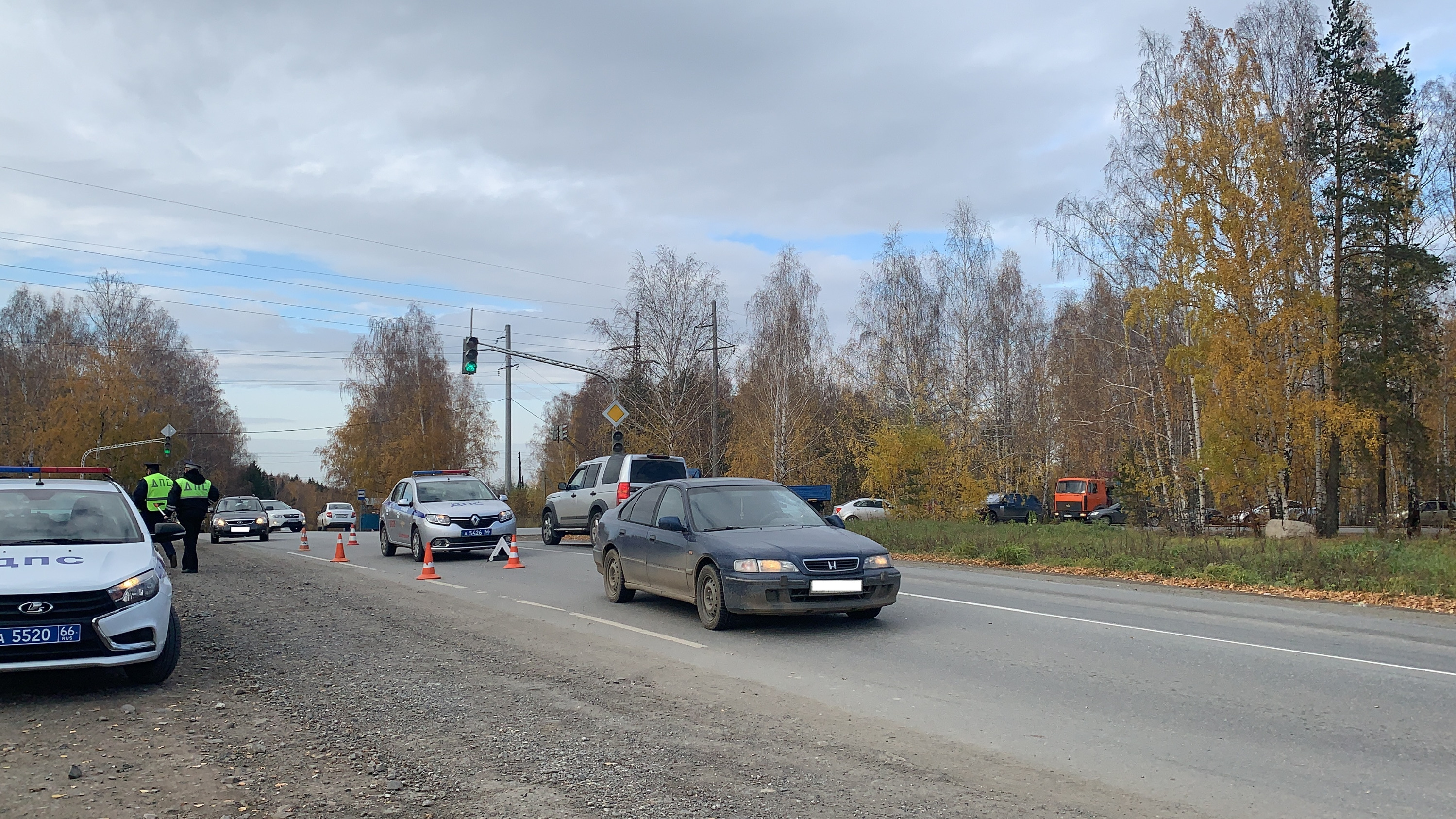 На Сибирском тракте водитель Honda Accord сбил мальчика, перебегавшего дорогу в неположенном месте