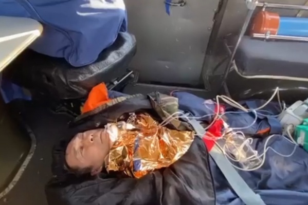 Так мужчину перевозили из Норильска в Красноярск Так мужчину перевозили из Норильска в Красноярск