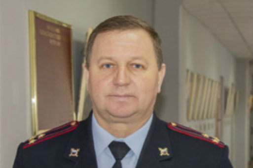 Владимир Завражный в УМВД отвечает за профессиональную служебную и физическую подготовку Владимир Завражный в УМВД отвечает за профессиональную служебную и физическую подготовку 