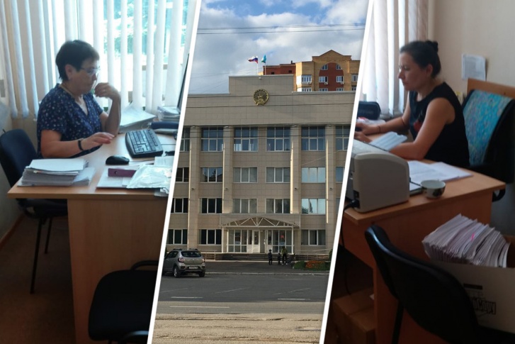Виталий сфотографировал, как сотрудницы администрации района соблюдают (нет) масочный режим 