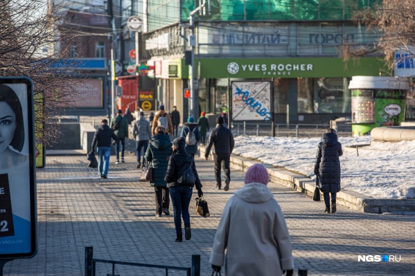 Уже завтра на улицах станет больше людей — многим компаниям разрешили начать работать Уже завтра на улицах станет больше людей — многим компаниям разрешили начать работать