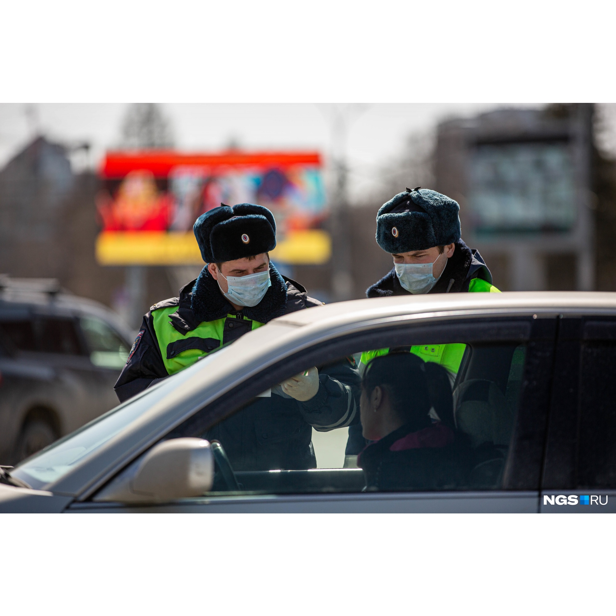 Проверять цифровые пропуска будут в том числе сотрудники ДПС Проверять цифровые пропуска будут в том числе сотрудники ДПС