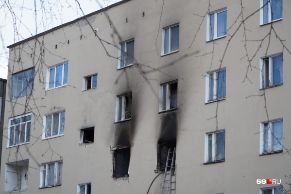 Взрыв произошел в квартире на третьем этаже Взрыв произошел в квартире на третьем этаже 