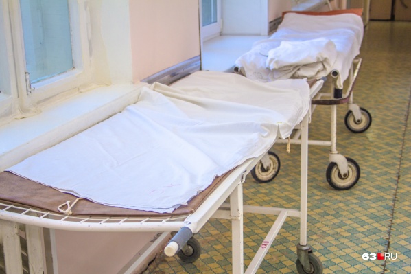 В больницы будут отправлять только онкобольных, беременных с патологиями и пациентов в экстренных ситуациях В больницы будут отправлять только онкобольных, беременных с патологиями и пациентов в экстренных ситуациях