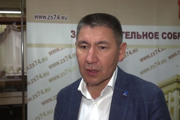 Депутат Заксобрания Челябинской области Валихан Тургумбаев стал фигурантом уголовного дела Депутат Заксобрания Челябинской области Валихан Тургумбаев стал фигурантом уголовного дела