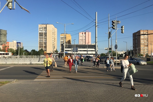 Кому завтра на работу? Кому завтра на работу?