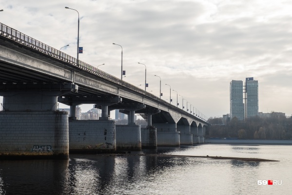 Этому мосту уже больше 60 лет Этому мосту уже больше 60 лет