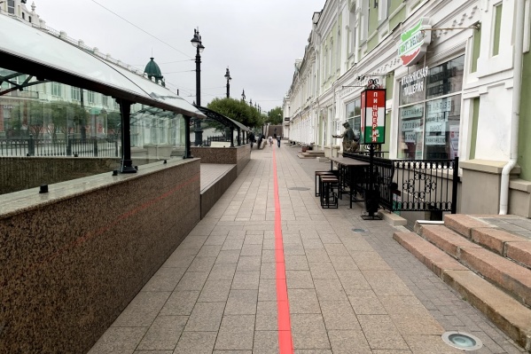 Линия проходит по главным улицам города Линия проходит по главным улицам города