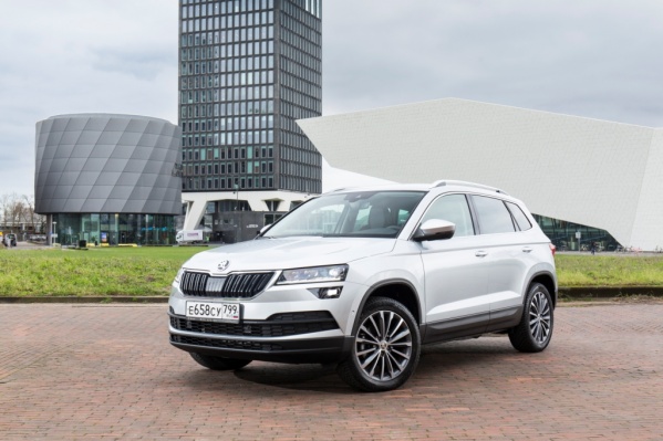 В октябре выгода на покупку нового ŠKODA KAROQ в Волгограде составит 105 685 рублей* В октябре выгода на покупку нового ŠKODA KAROQ в Волгограде составит 105 685 рублей*