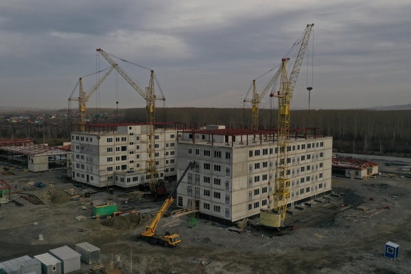 Так стройплощадка инфекционной больницы выглядела неделю назад Так стройплощадка инфекционной больницы выглядела неделю назад