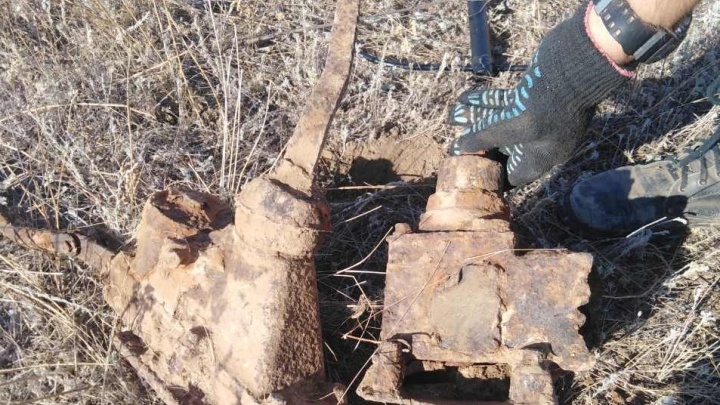 «Экипаж, скорее всего, был в машине»: под Волгоградом нашли остатки танка Т-34