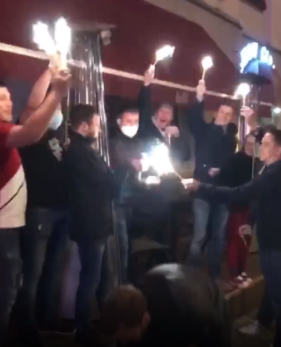 А файеры зажжены А файеры зажжены