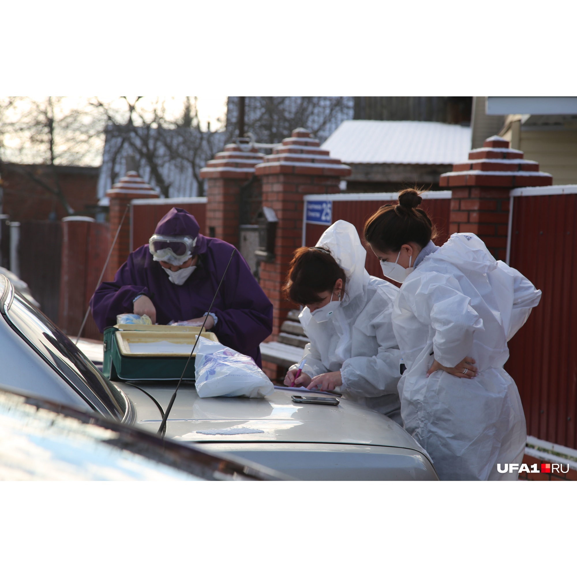 Медики перед маршрутизацией осмотрели всех постояльцев «Моей семьи» Медики перед маршрутизацией осмотрели всех постояльцев «Моей семьи»
