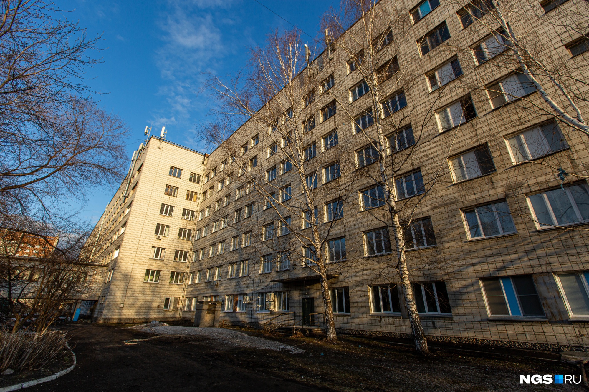Была ковидарием с 2020 года: больницу № 11 в Новосибирске возвращают к обычному режиму работы