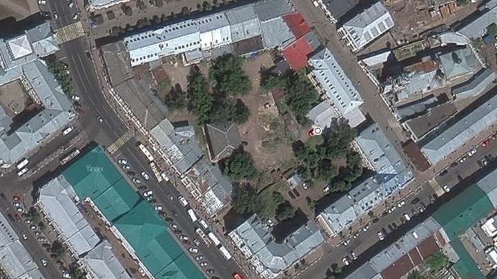 В центре Ярославля размежуют «золотой квадрат»: кому и зачем нужен этот кусок земли