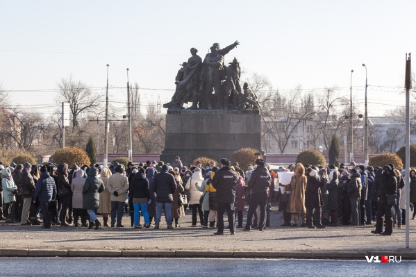 В субботу волгоградцы снова соберутся на протестной площади В субботу волгоградцы снова соберутся на протестной площади 