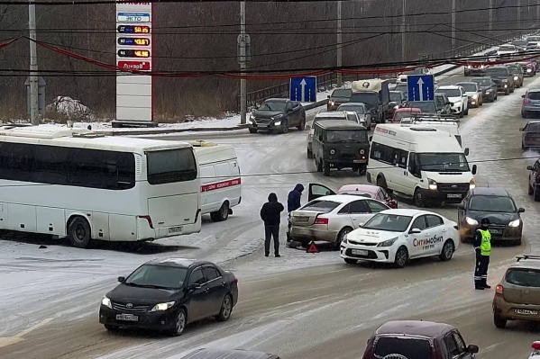 Картинки аварии автобусов