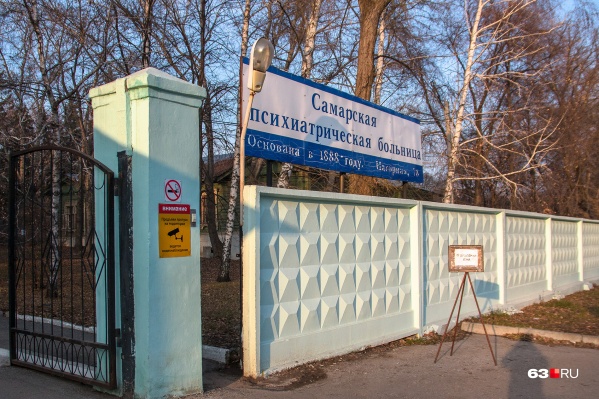 В больнице на Нагорной оборудуют <nobr class="_">110 коек</nobr> для ковид-пациентов В больнице на Нагорной оборудуют <nobr class="_">110 коек</nobr> для ковид-пациентов