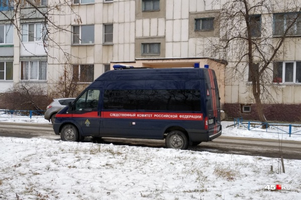 Следователи устанавливают обстоятельства гибели 58-летнего рабочего Следователи устанавливают обстоятельства гибели 58-летнего рабочего
