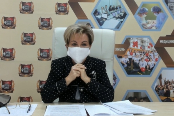 Ректор уральского медуниверситета пообщалась со студентами через прямую линию Ректор уральского медуниверситета пообщалась со студентами через прямую линию 