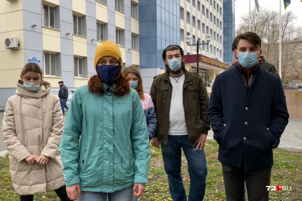 Студенты записали обращение, где рассказали о том, как их заставляют бесплатно работать в поликлиниках Студенты записали обращение, где рассказали о том, как их заставляют бесплатно работать в поликлиниках