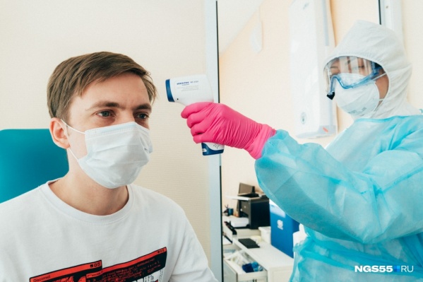 Курганским медикам начали выплачивать деньги за работу в период пандемии коронавируса Курганским медикам начали выплачивать деньги за работу в период пандемии коронавируса