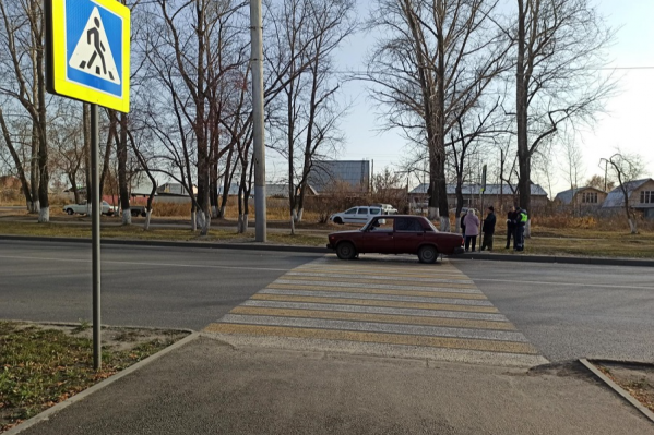 Пешеход переходила дорогу в положенном месте, но всё равно пострадала в ДТП Пешеход переходила дорогу в положенном месте, но всё равно пострадала в ДТП