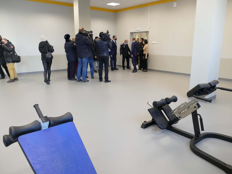 Внутри есть различные тренажеры... Внутри есть различные тренажеры... 