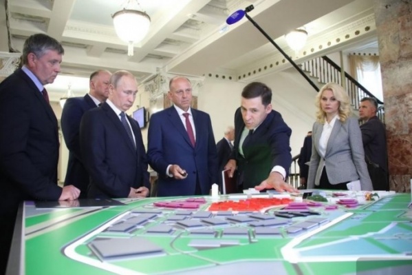 Проект микрорайона с объектами Универсиады презентовали Владимиру Путину, и он его поддержал Проект микрорайона с объектами Универсиады презентовали Владимиру Путину, и он его поддержал