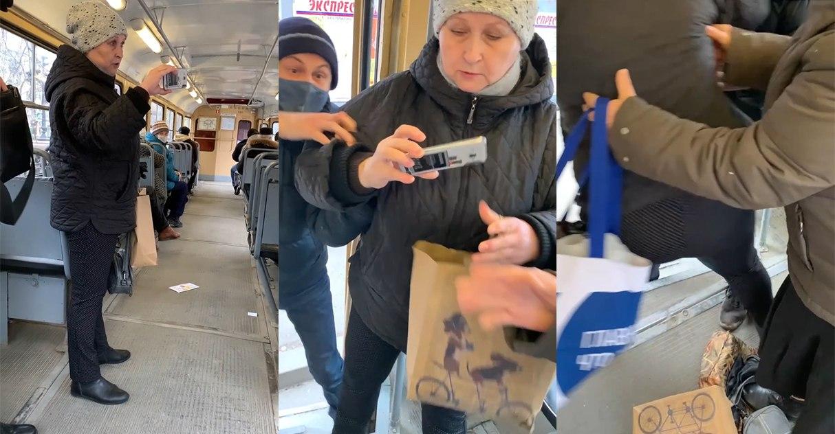 В Екатеринбурге пассажиры грубо вытолкали из трамвая женщину без маски