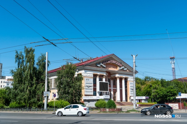Кинотеатры закрылись в последние выходные марта Кинотеатры закрылись в последние выходные марта