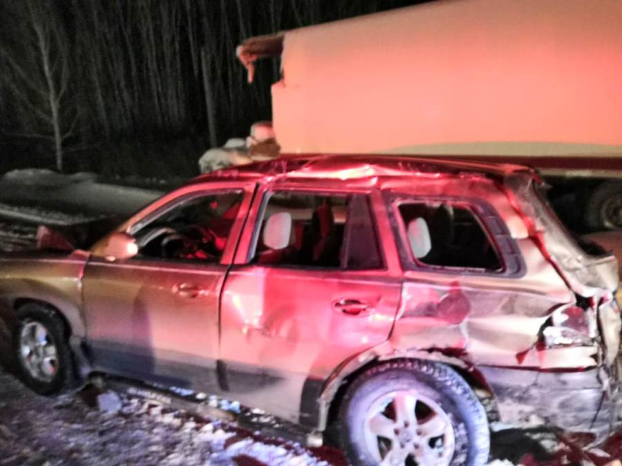 Повреждения получили и другие авто Повреждения получили и другие авто