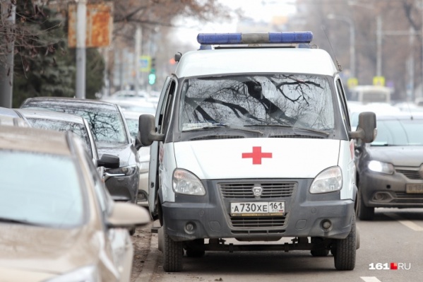 После аварии девочек доставили в больницу После аварии девочек доставили в больницу