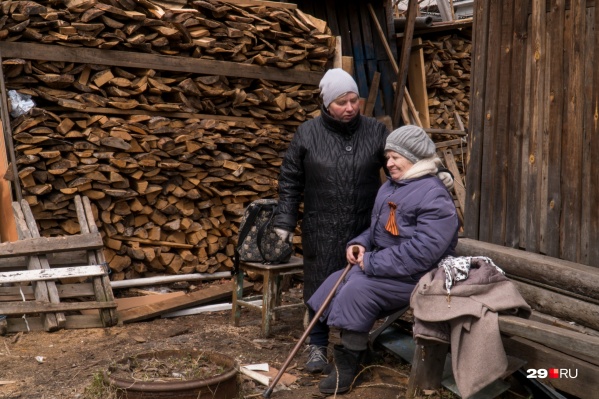 Татьяна и её мать Зоя Петровна недавно лишились квартиры в деревянном доме Татьяна и её мать Зоя Петровна недавно лишились квартиры в деревянном доме