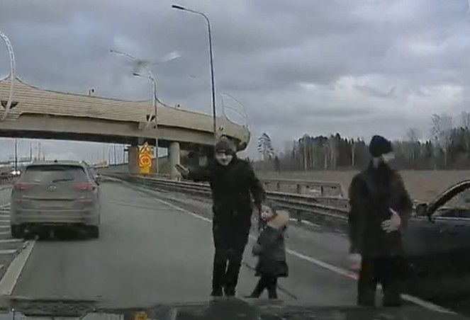 Кадр из видео в vk.com/spb_today