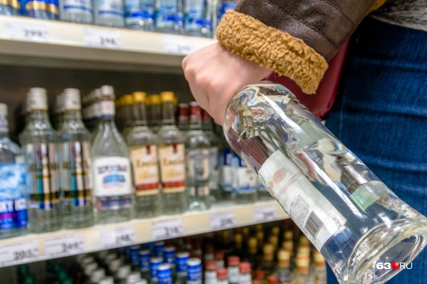 Вводить ограничения на продажу спиртного будут муниципальные власти Вводить ограничения на продажу спиртного будут муниципальные власти