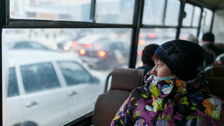 Власти Кузбасса рассказали, кто может рассчитывать на льготный проезд в автобусах