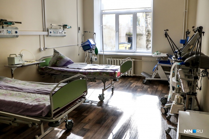 По словам Мелик-Гусейнова, в день в регионе госпитализируют 250–300 больных различной степени тяжести По словам Мелик-Гусейнова, в день в регионе госпитализируют 250–300 больных различной степени тяжести