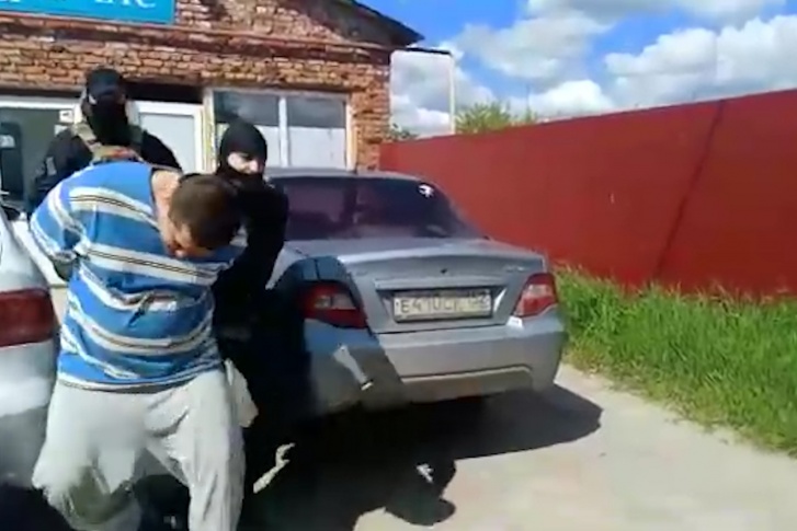 28 апреля мужчина опубликовал в Instagram видеообращение, дискредитирующее действия Минздрава России<br> 28 апреля мужчина опубликовал в Instagram видеообращение, дискредитирующее действия Минздрава России<br>