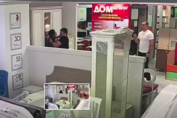 Инцидент попал на запись камеры видеонаблюдения Инцидент попал на запись камеры видеонаблюдения